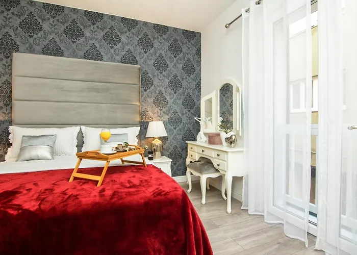 Francesca Luxury * Ζαντάρ